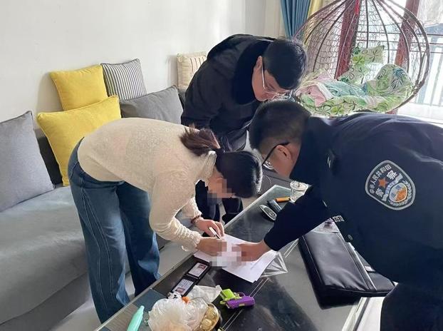 三强三优 | 初心不改为民路 攻坚执行不...