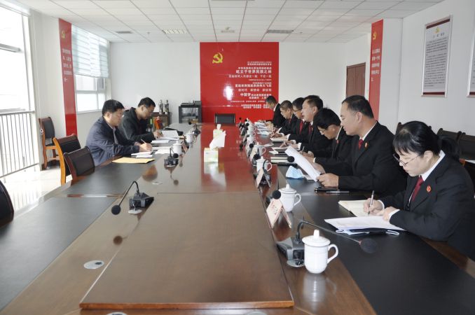 烟台中院党组副书记、副院长李同...